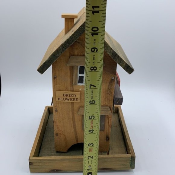 Antiques Birdhouse - Picture 11 of 11